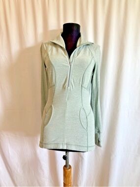 Lululemon Light Green Half Zip Pullover Jacket - Size 4 Small